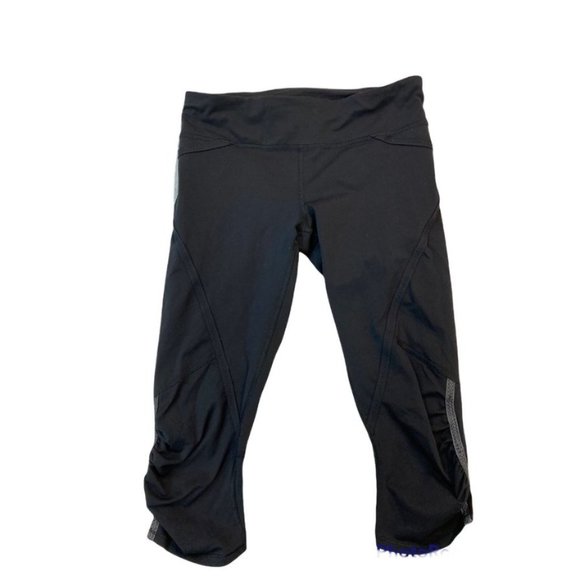 Lululemon Run: Pace Crop-Black. Size 6 - Picture 1 of 8